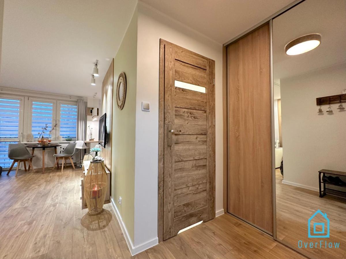 Huoneisto Boho - 10 Min To Old Town Gdansk,pkp & Shopping Mall *